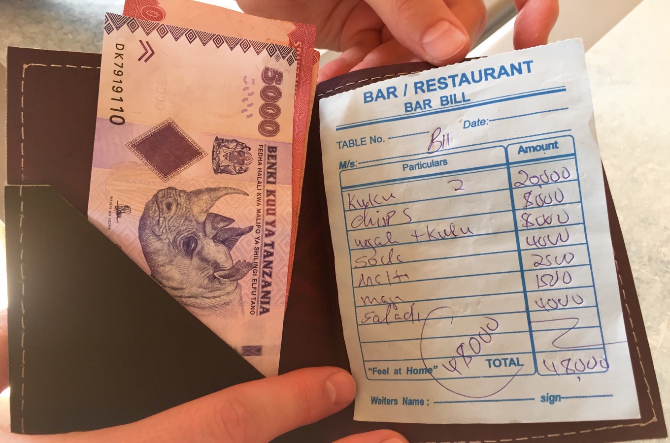 Check restaurant shilling bill