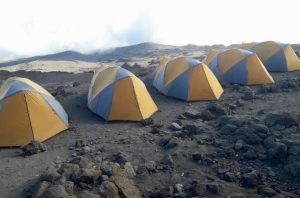Ascension du Kilimandjaro, tentes